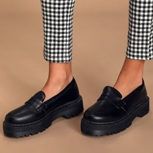 Lulu’s Maysie Black Flatform Loafers Size 7